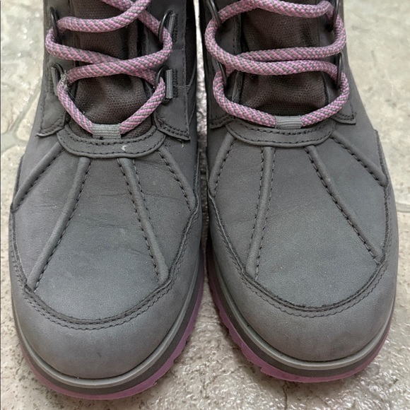 Vionic Nolan boots - Picture 3 of 8